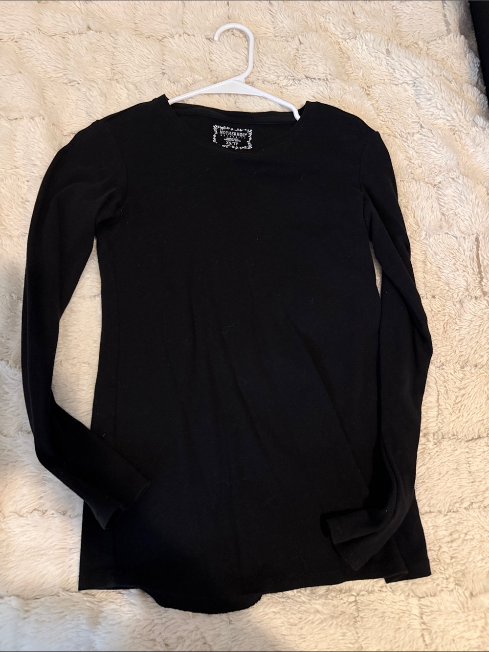 Motherhood Maternity Black Long-Sleeve Crew Neck Maternity Top